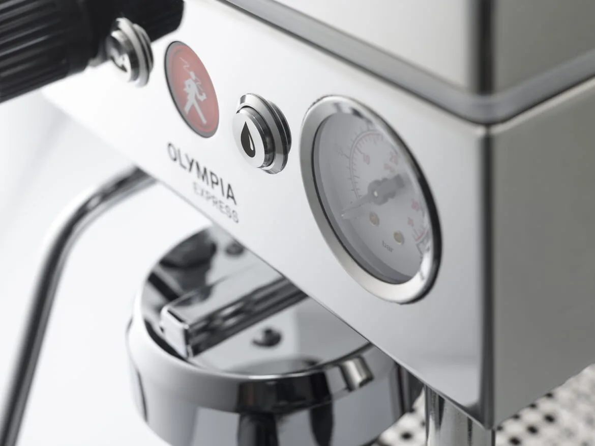Olympia Maximatic close-up of front panel