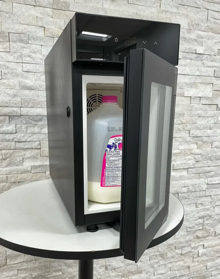 BR9C Milk Fridge