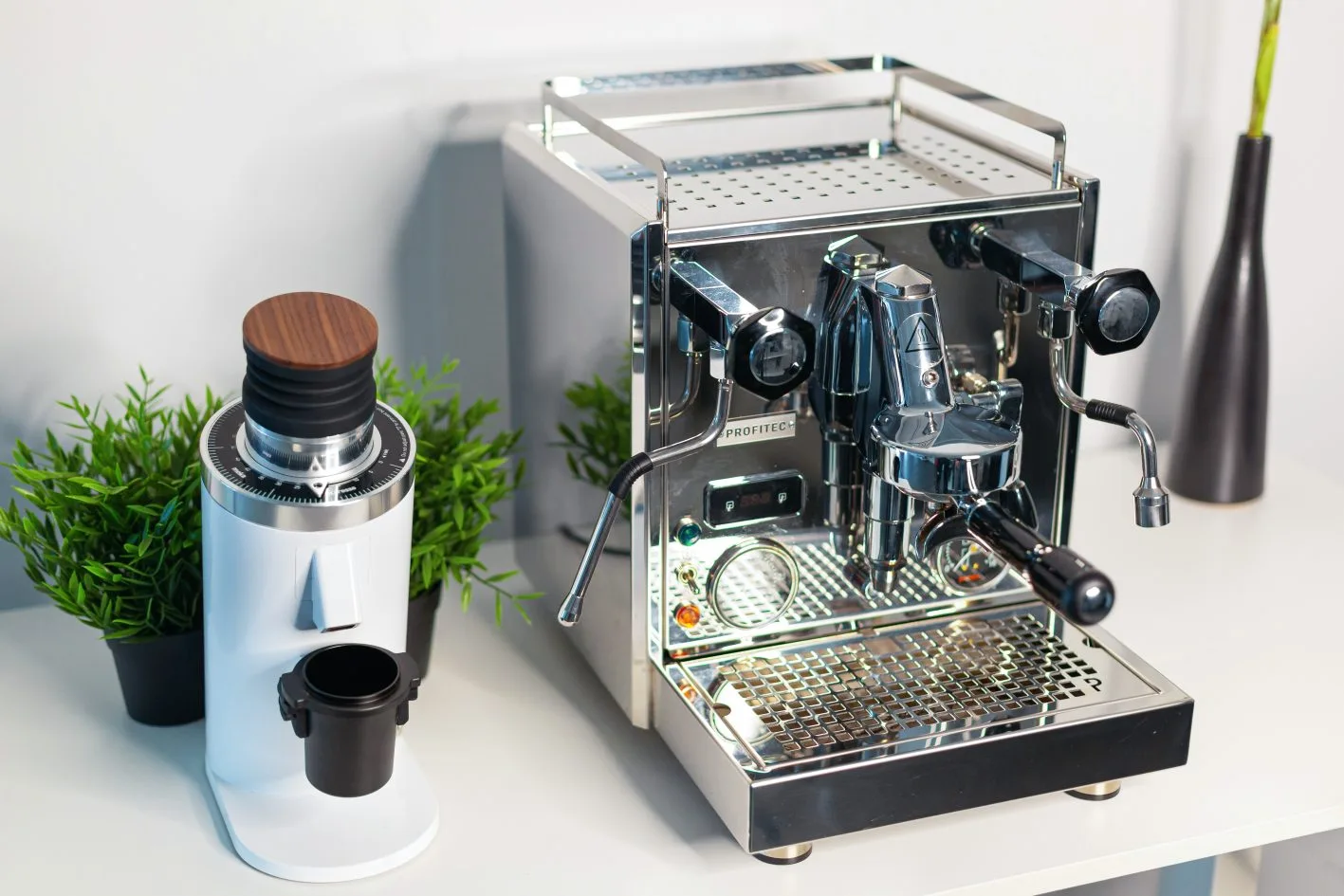 Profitec Espresso Machine with Coffee Grinder 