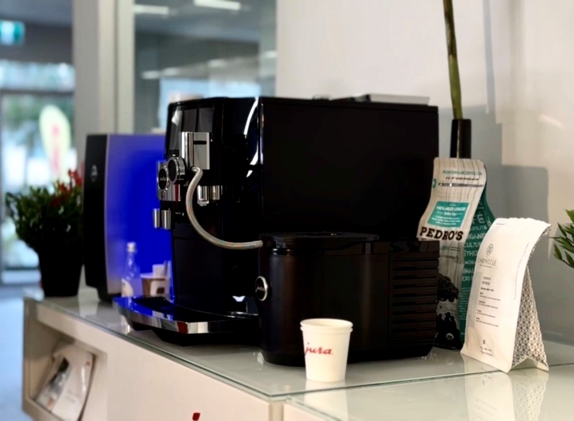 JURA J8 Twin review – double espresso machine making two shots side by side