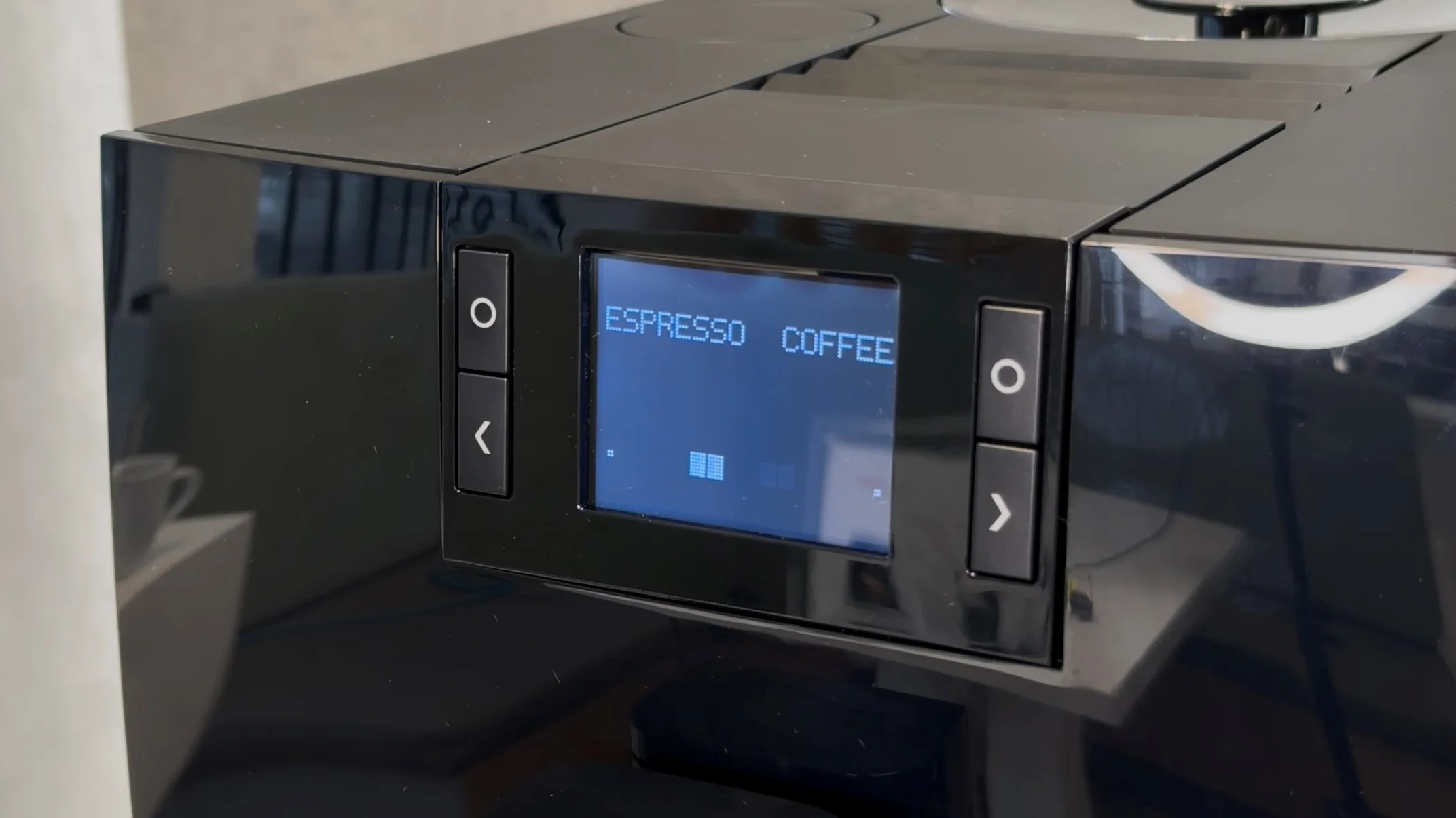 ENA 4 to a C3 blog: JURA C3 menu with espresso and coffee options