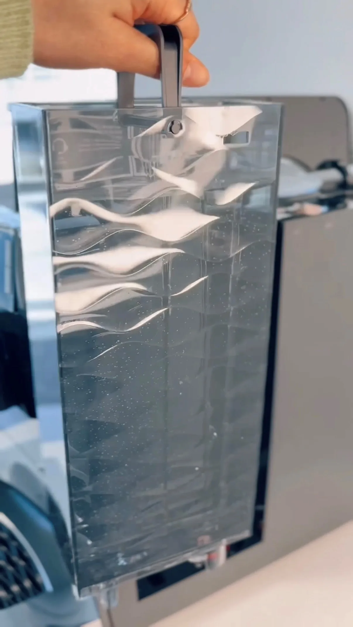 ENA 4 to a C3 blog: JURA C3 water tank